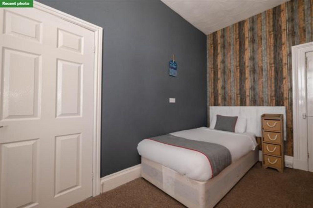 Oyo Pier Hotel Rhyl Dış mekan fotoğraf