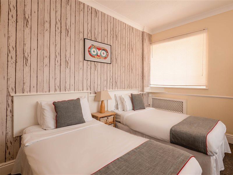 Oyo Pier Hotel Rhyl Dış mekan fotoğraf