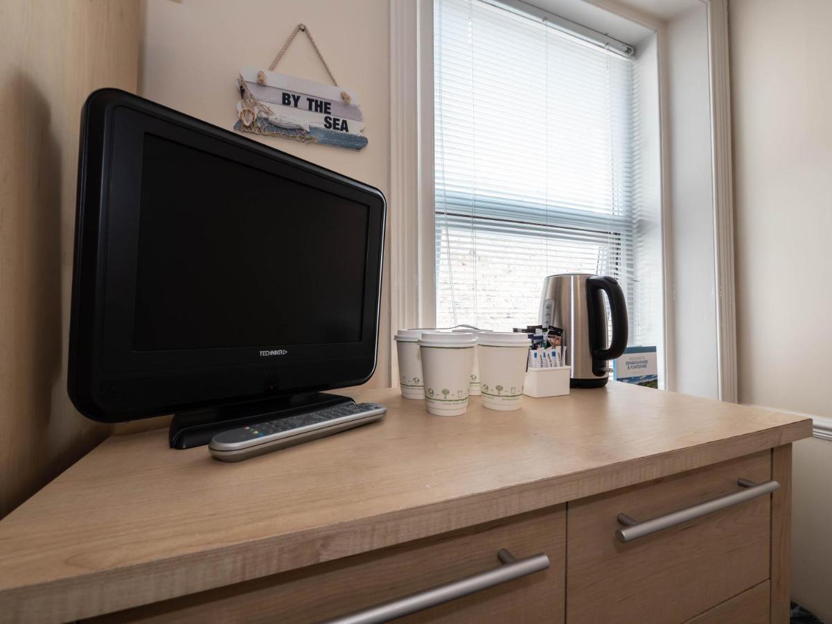 Oyo Pier Hotel Rhyl Dış mekan fotoğraf