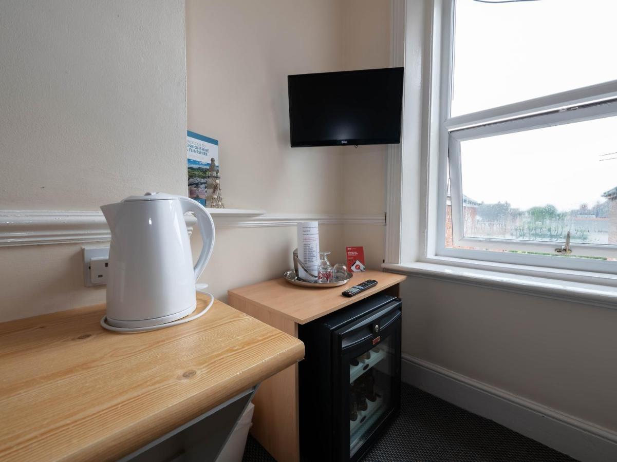 Oyo Pier Hotel Rhyl Dış mekan fotoğraf