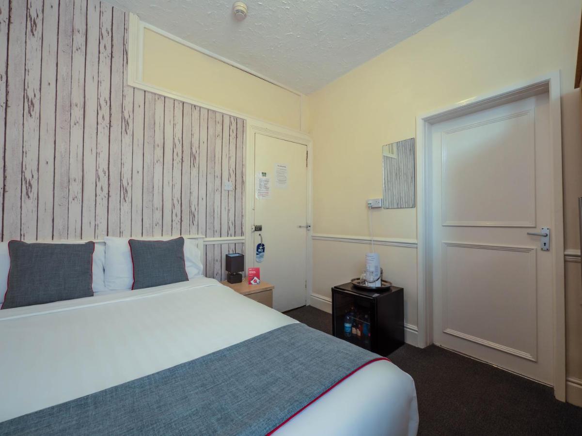 Oyo Pier Hotel Rhyl Dış mekan fotoğraf