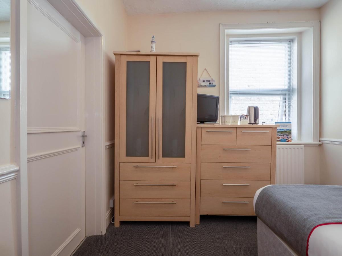 Oyo Pier Hotel Rhyl Dış mekan fotoğraf