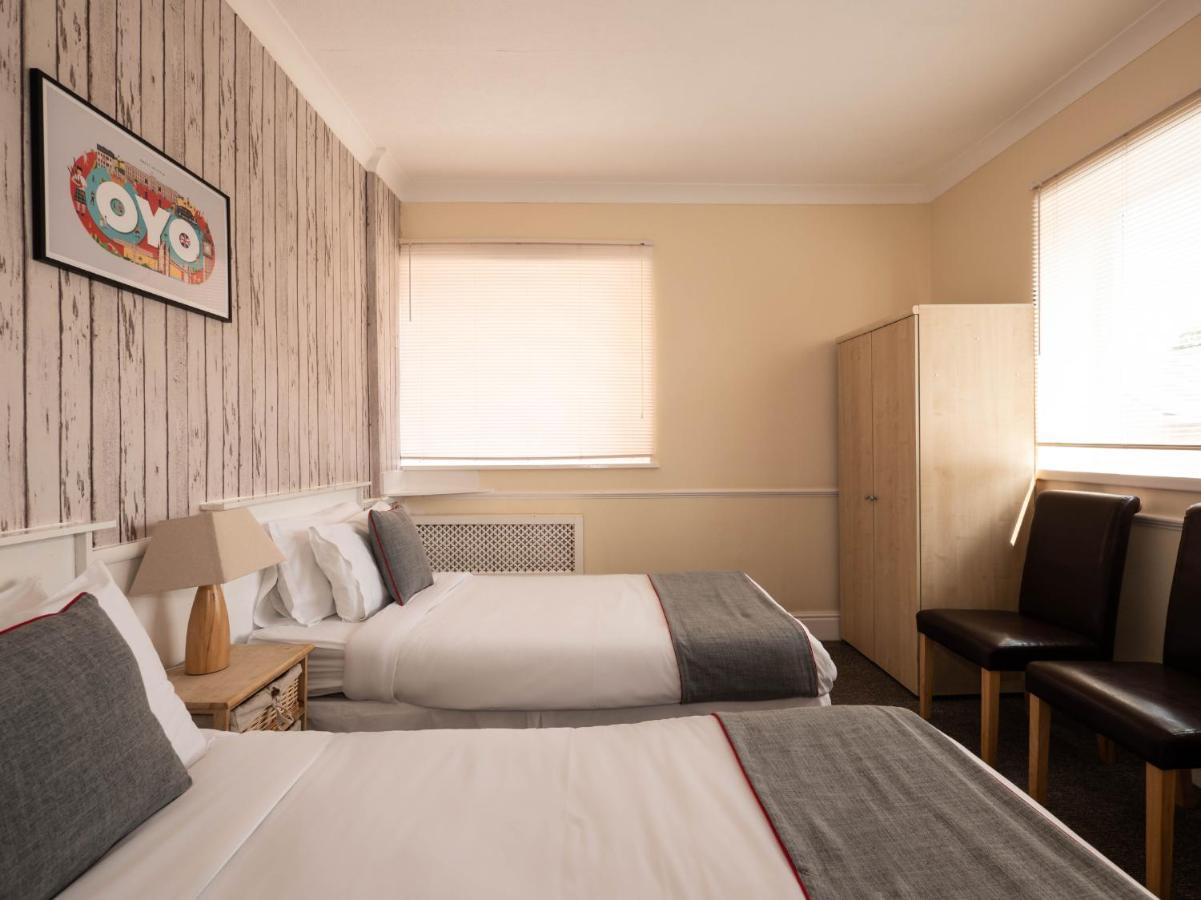 Oyo Pier Hotel Rhyl Dış mekan fotoğraf