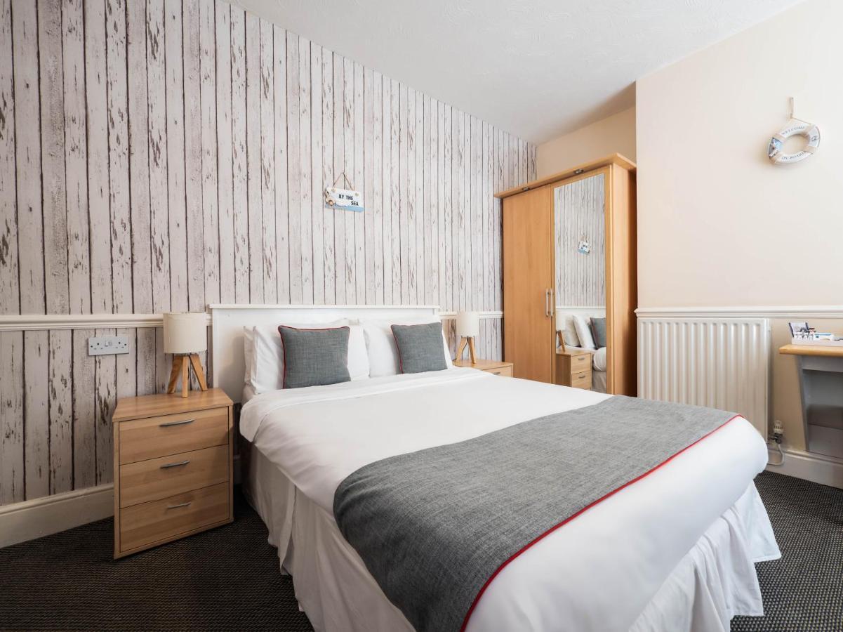 Oyo Pier Hotel Rhyl Dış mekan fotoğraf