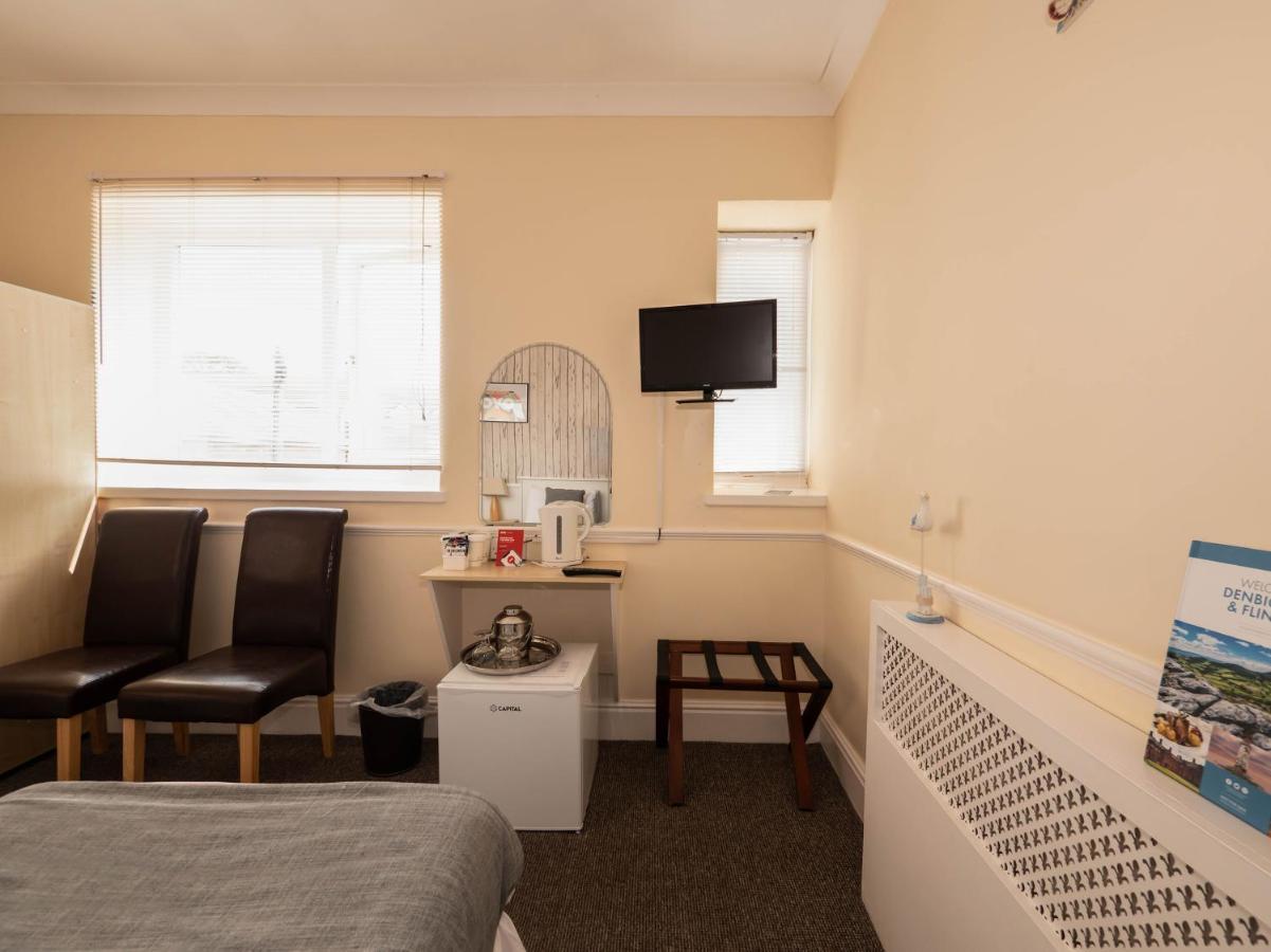 Oyo Pier Hotel Rhyl Dış mekan fotoğraf